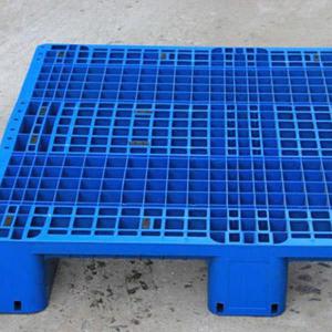 Plastic pallets