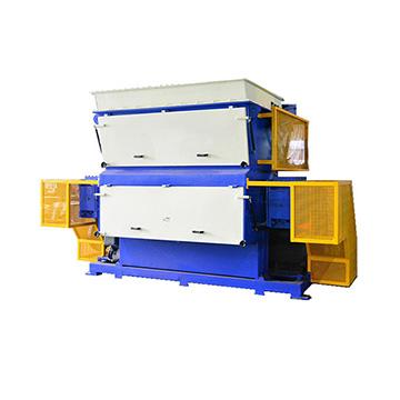 Swing arm single shaft shredder